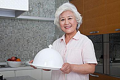 《绝境急袭：挑战重重》在其最新更新中推出了多人模式！